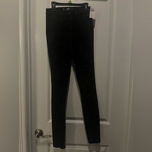 NWT Hollister Women's Black ULTRA HIGH - RISE SUPER SKINNY Jeans Size W24. L29